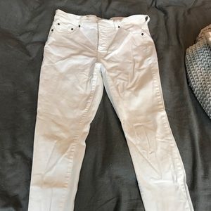 White skinny jeans